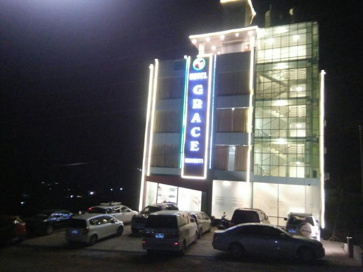 Hotel Grace Таунджи Екстериор снимка