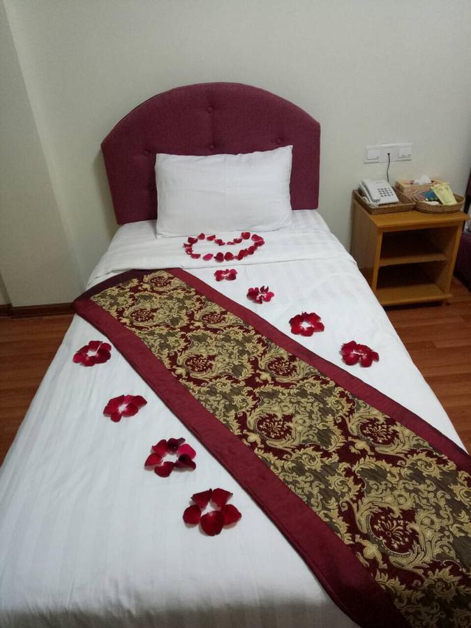 Hotel Grace Таунджи Екстериор снимка